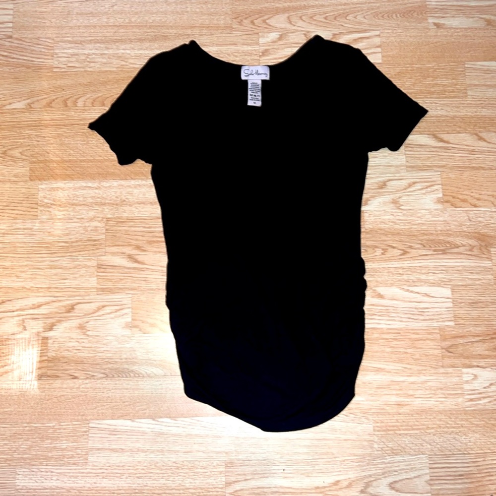 SOHO Maternity Black Short Sleeve Shirt Size Medium